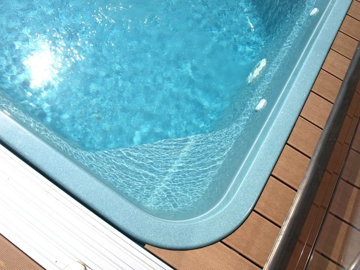 Laguna 5 — установка в Волхове