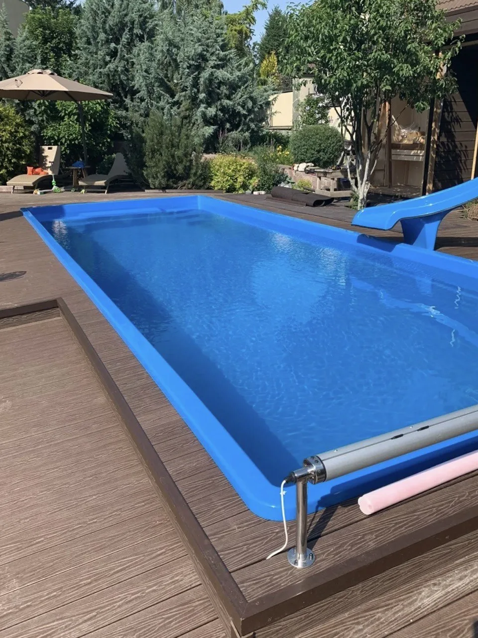 Laguna 9 установлен на участке в Волхове